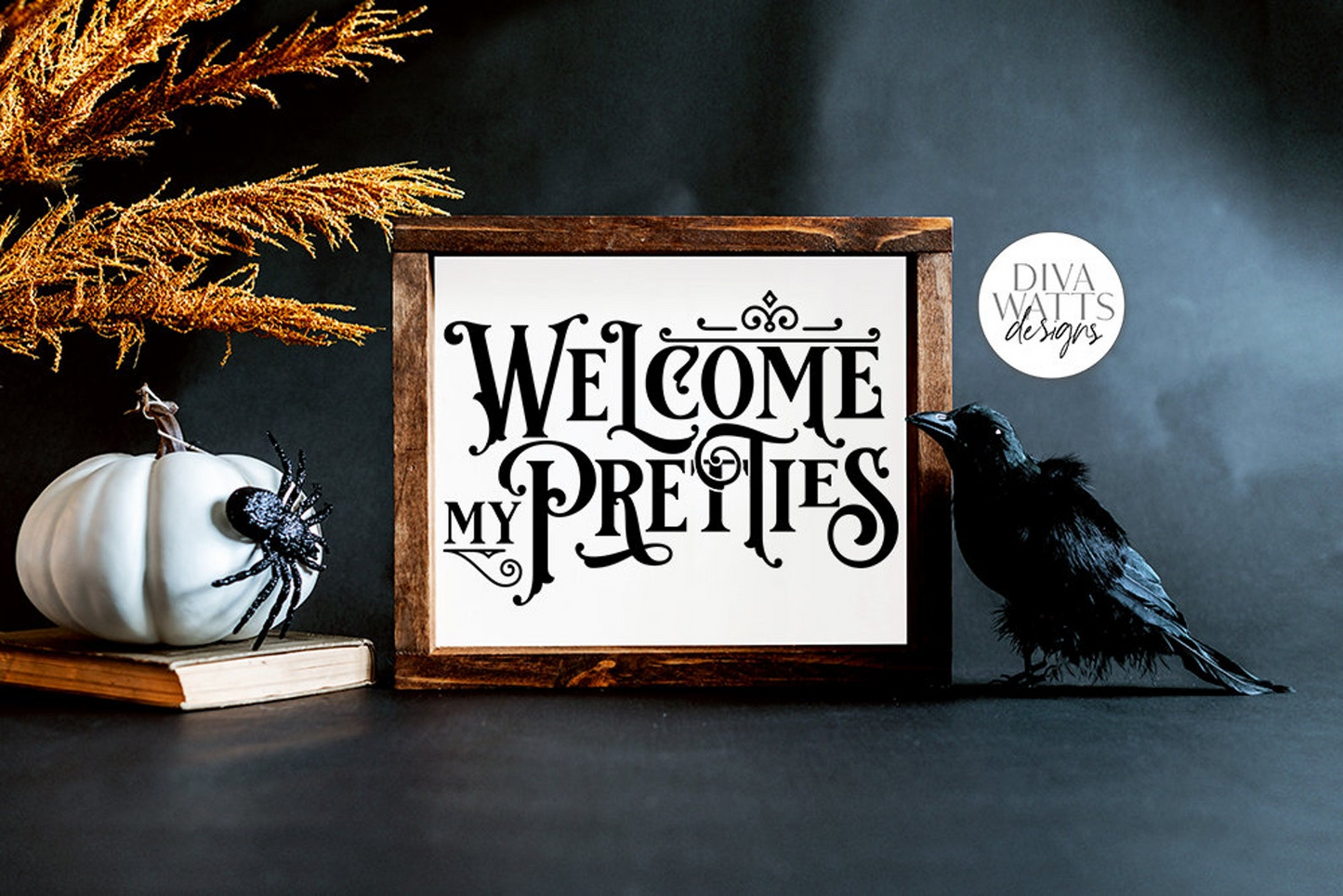 Welcome My Pretties SVG | Halloween Round Sign Design