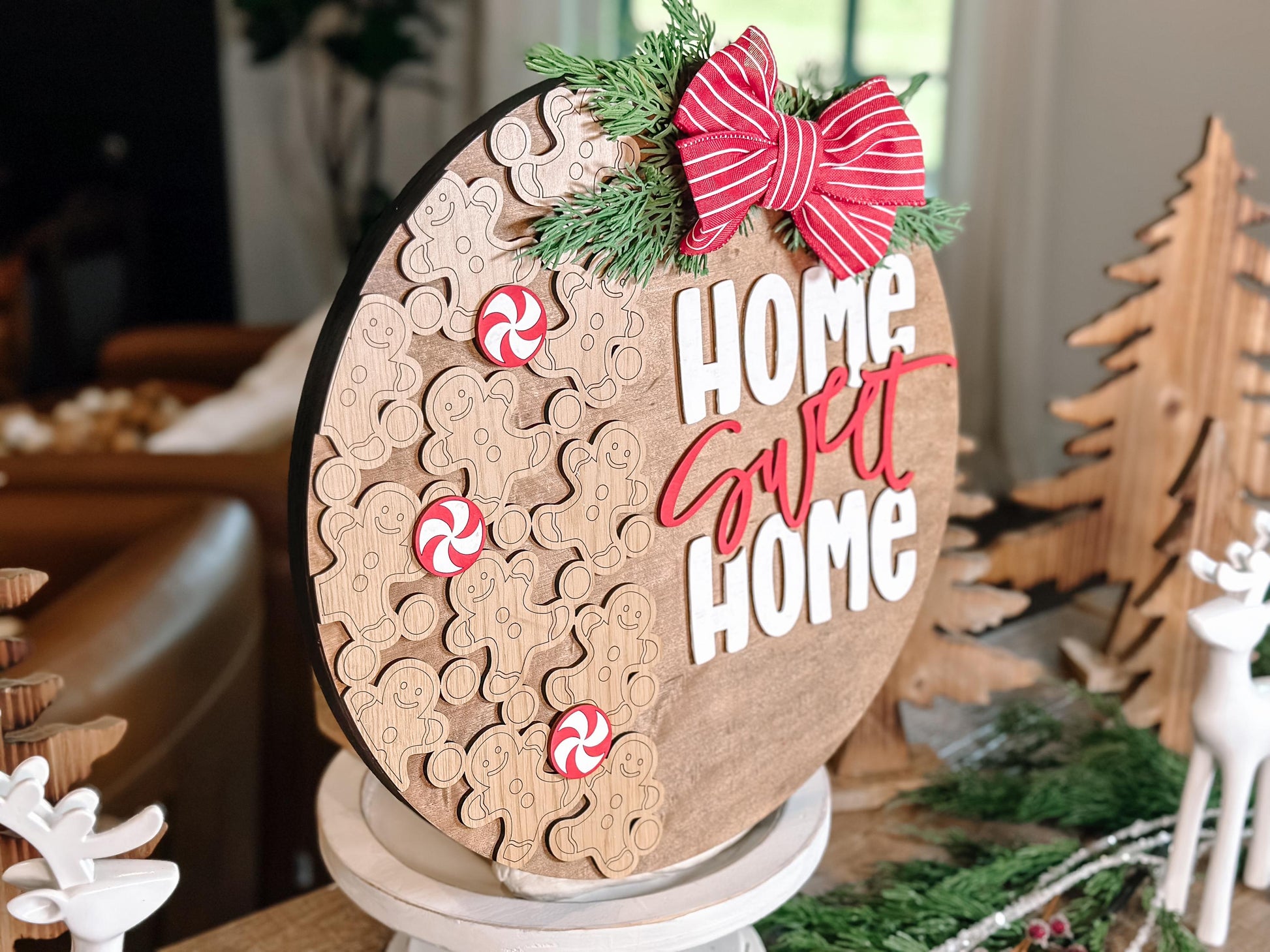 Home Sweet Home Gingerbread Men SVG Laser Cut File – Christmas Round Door Hanger Holiday Décor