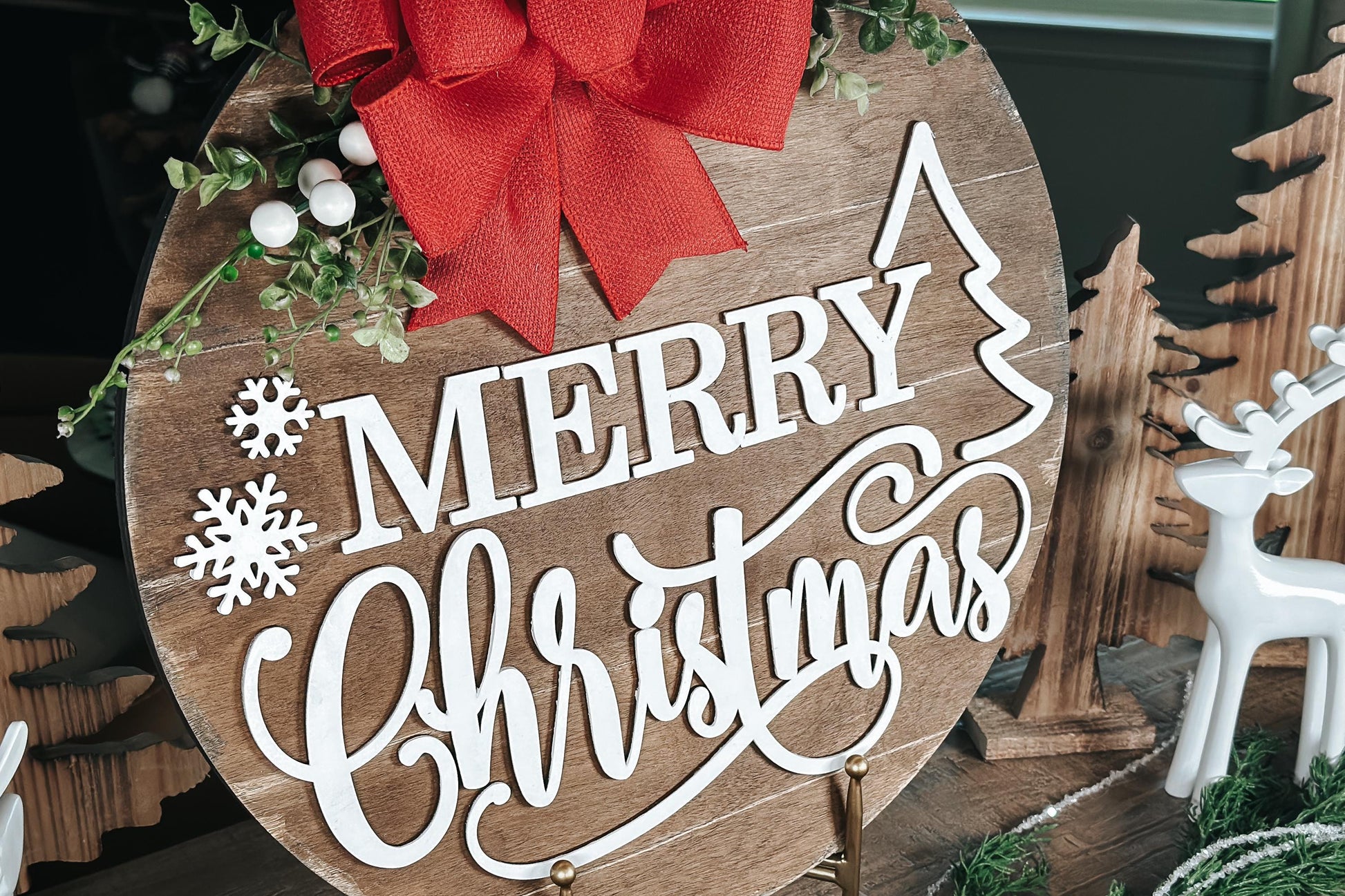 Merry Christmas Door Hanger SVG - Rustic Holiday Decor Laser Cut File - Festive Sign SVG for Laser Cutting