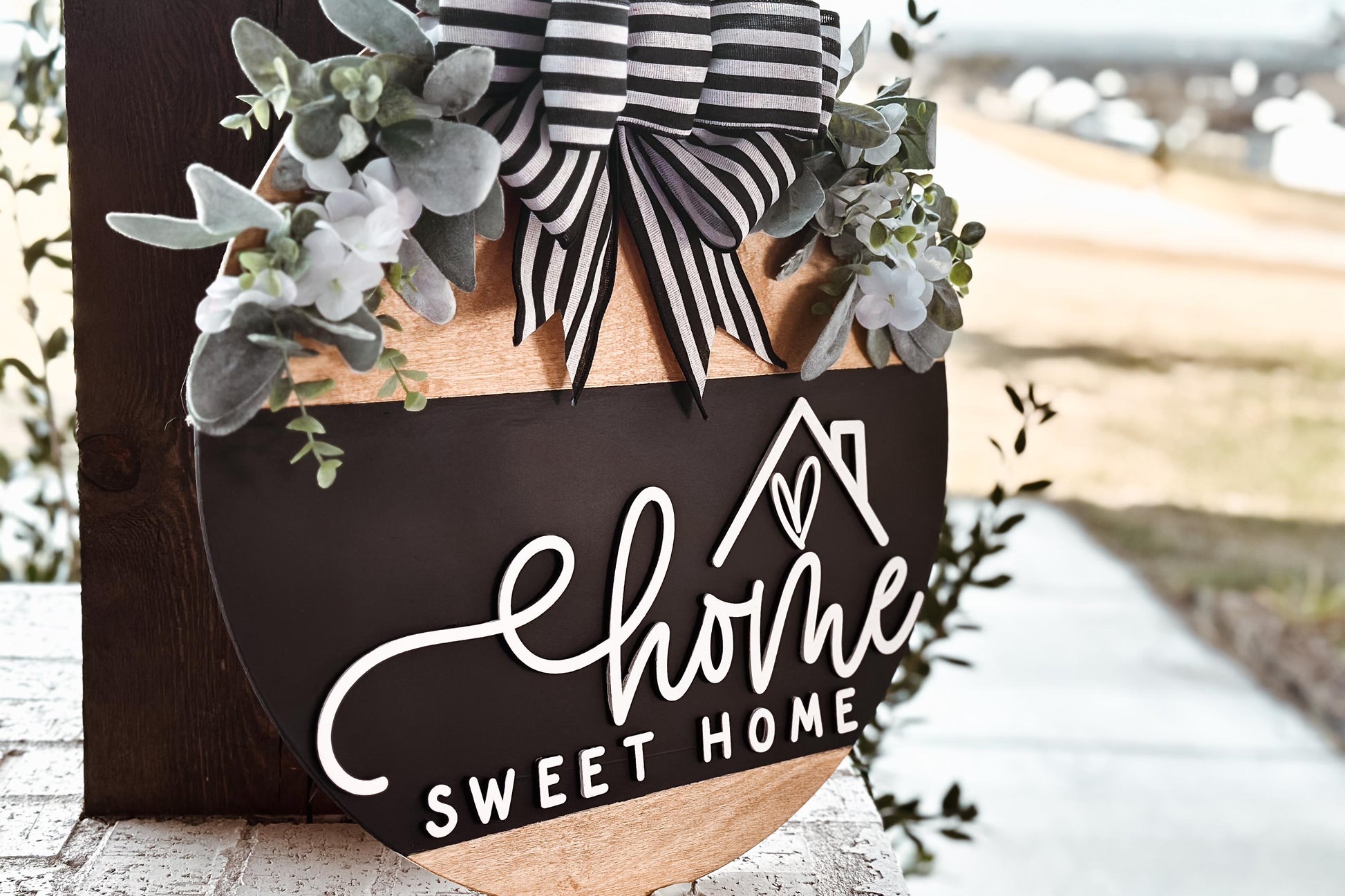 Home Sweet Home Round Door Hanger SVG, Layered Laser Cut File, Farmhouse Sign Template, Glowforge Ready Design