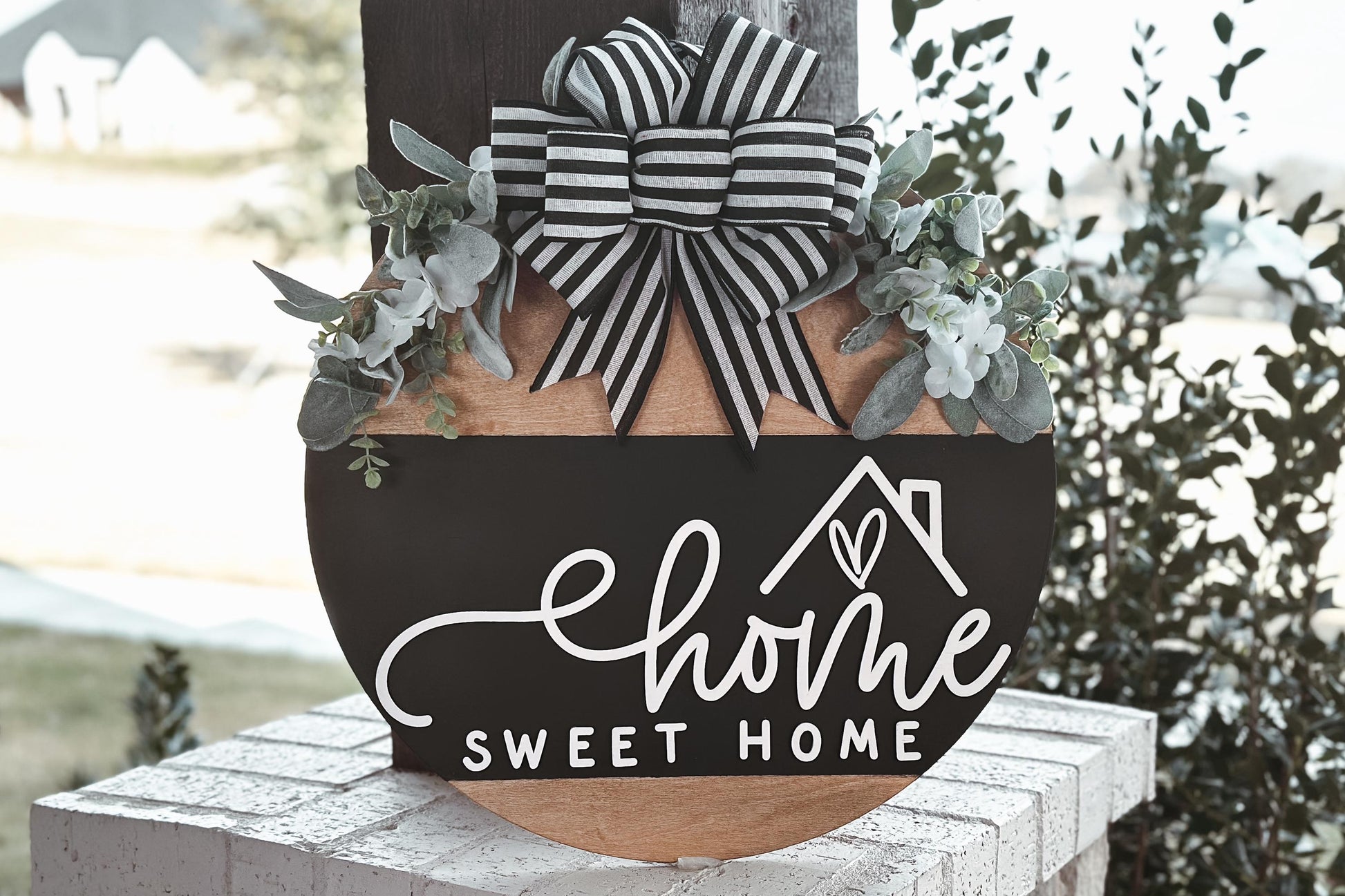 Home Sweet Home Round Door Hanger SVG, Layered Laser Cut File, Farmhouse Sign Template, Glowforge Ready Design
