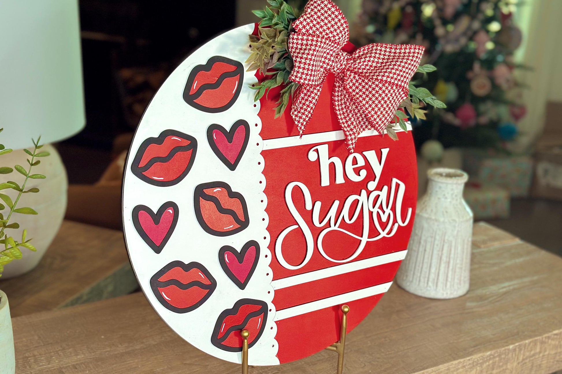 Hey Sugar SVG Laser Cut File, Valentine's Day Door Hanger Template, Kiss and Heart Round Sign Design, Glowforge & Xtool Compatible