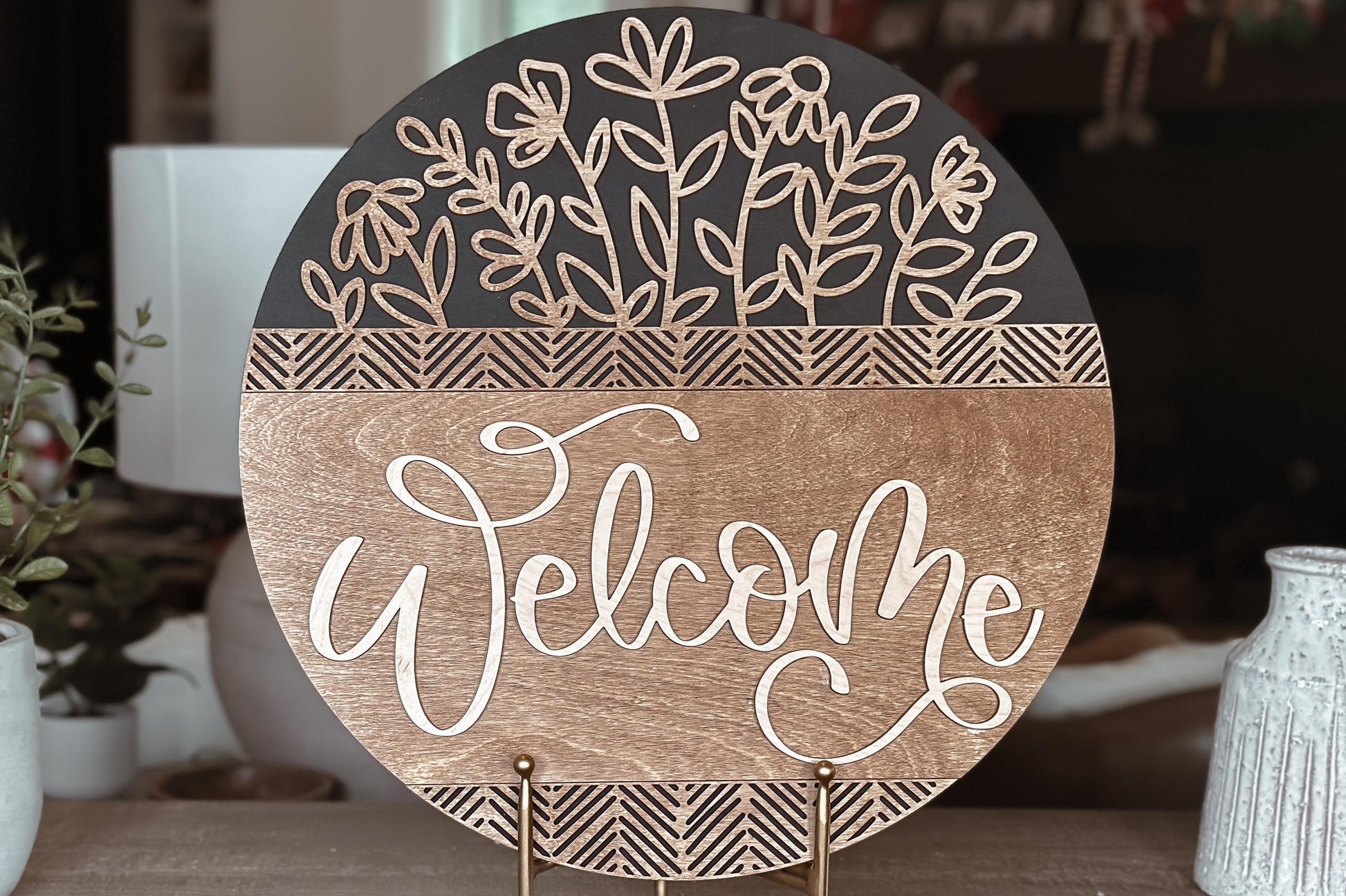 Welcome Floral SVG Laser Cut File, Elegant Geometric Door Hanger Template, Modern Round Sign Design for Glowforge & Xtool