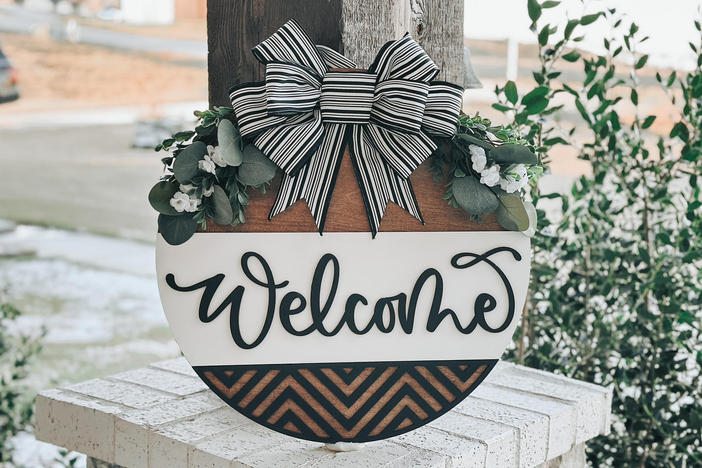 Welcome Door Hanger SVG – Round Layered Laser Cut File for DIY Home Decor, Modern Farmhouse Welcome Sign Template, Geometric Door Hanger svg
