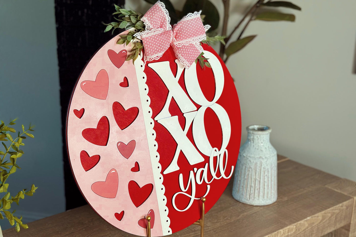 Valentine's Day XO Y'all Door Hanger SVG | Heart Cutout Laser File | Round Wood Sign Template | DIY Valentine Decor svg