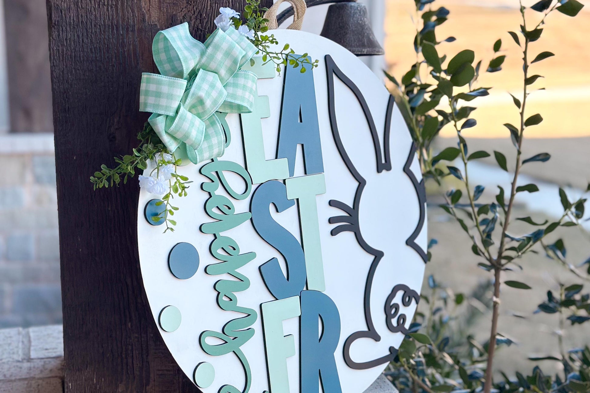 Easter Door Hanger SVG, Bunny and Lettered Laser Cut File, Round Sign Design, Glowforge SVG, Xtool, Farmhouse Spring Decor