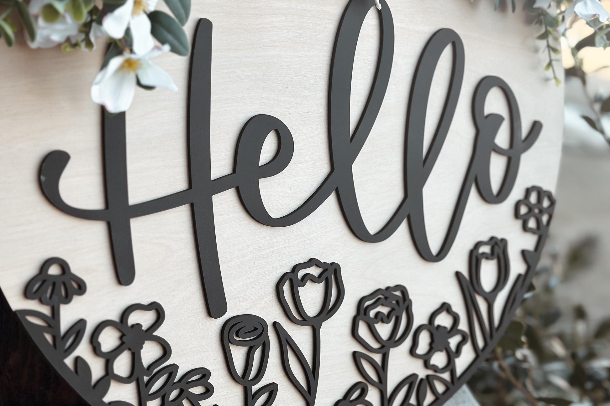 Hello Door Hanger SVG, Floral Laser Cut File, Round Sign Design, Glowforge SVG, Xtool, Farmhouse Welcome Decor, Floral Door Hanger, Daisy