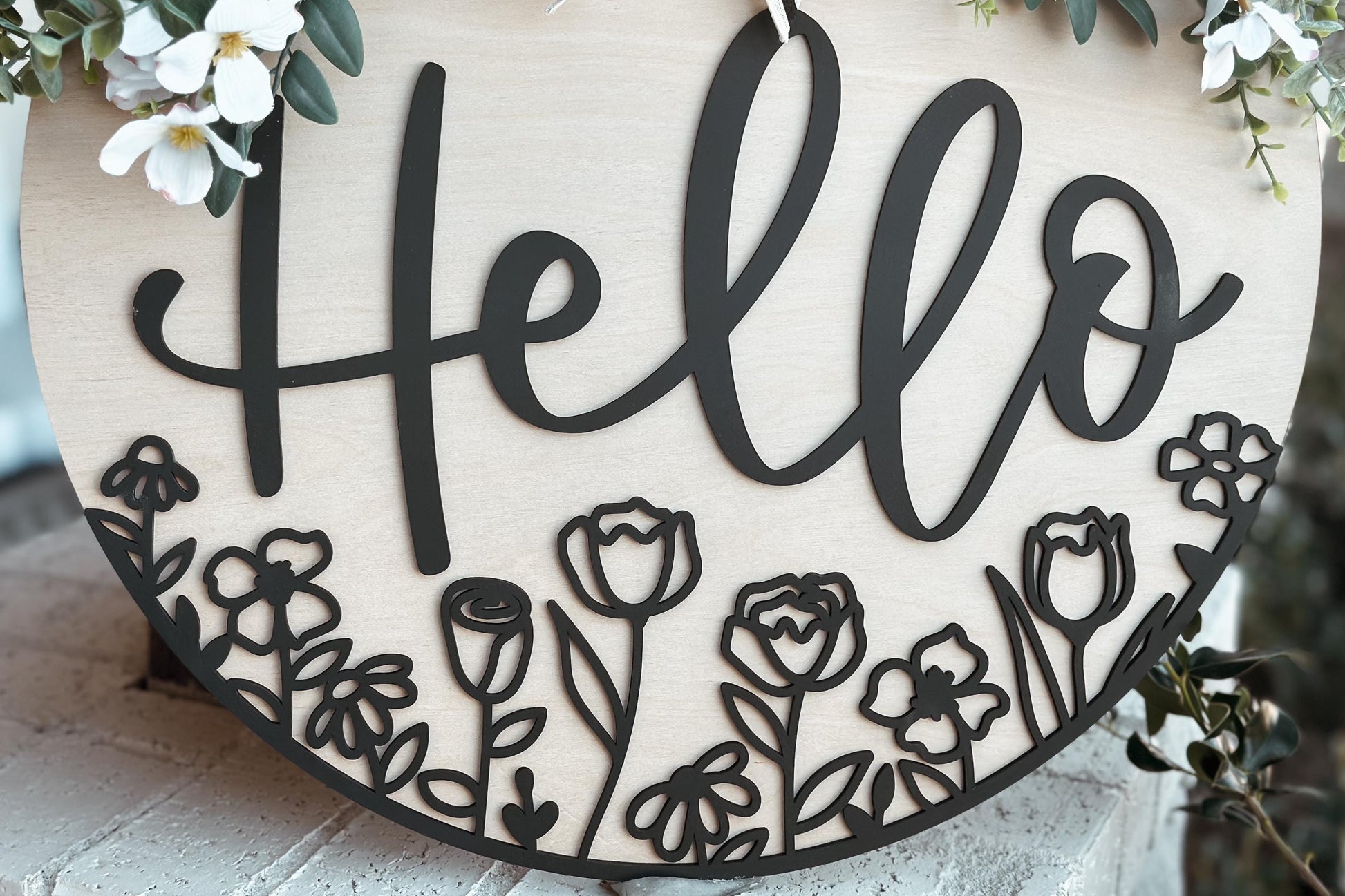 Hello Door Hanger SVG, Floral Laser Cut File, Round Sign Design, Glowforge SVG, Xtool, Farmhouse Welcome Decor, Floral Door Hanger, Daisy
