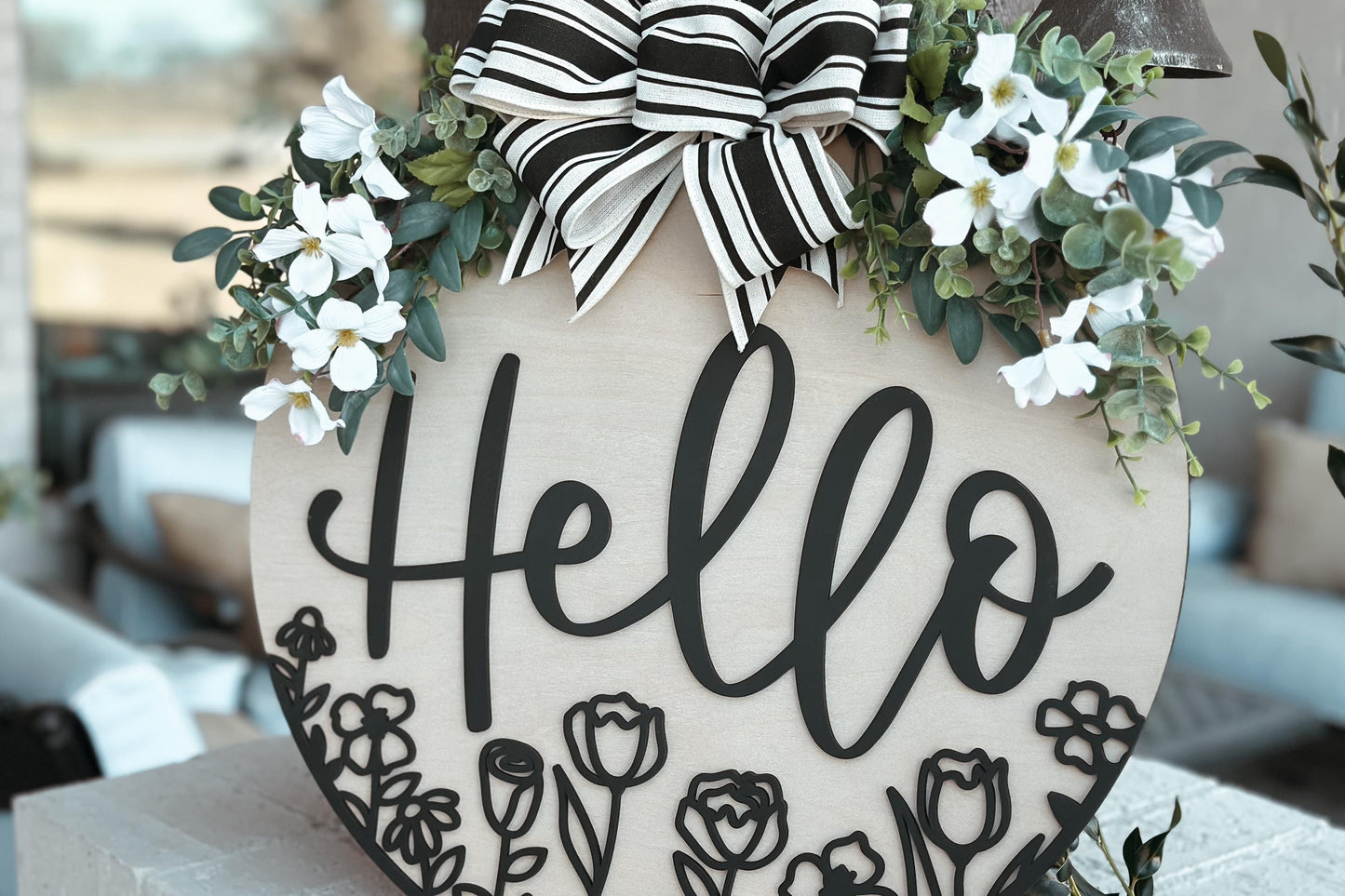 Hello Door Hanger SVG, Floral Laser Cut File, Round Sign Design, Glowforge SVG, Xtool, Farmhouse Welcome Decor, Floral Door Hanger, Daisy