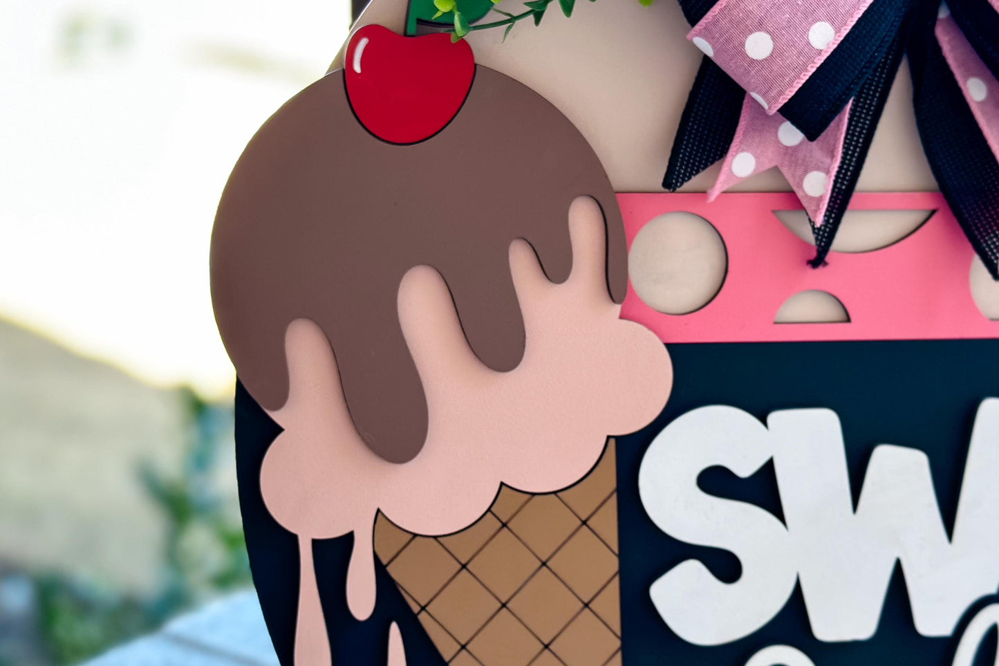 Sweet Summer Ice Cream Door Hanger SVG, Round Laser Cut File for Glowforge, Customizable Summer Sign, Farmhouse Wall Decor