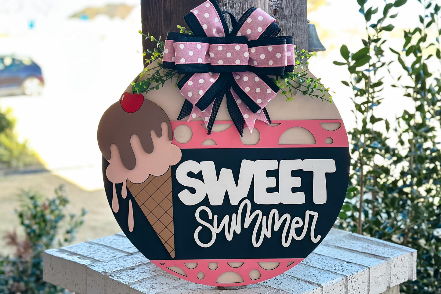 Sweet Summer Ice Cream Door Hanger SVG, Round Laser Cut File for Glowforge, Customizable Summer Sign, Farmhouse Wall Decor