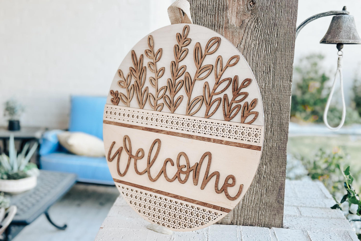 Welcome Sign Laser Cut File SVG | Layered Floral Door Hanger Design | Rustic Round Wood Sign for Glowforge & Xtool | Rattan Welcome Sign svg