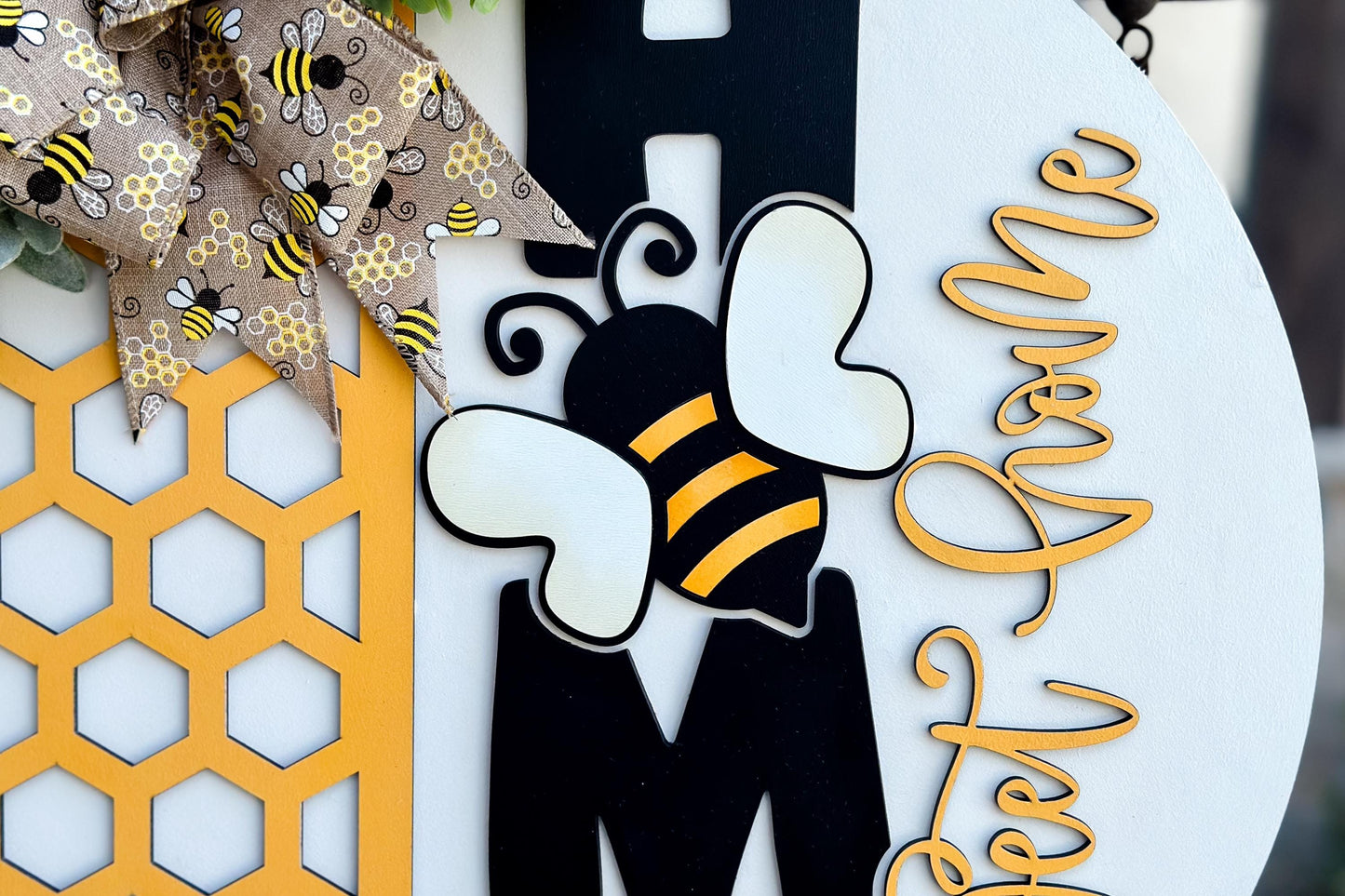 Bee Home Sweet Home SVG Laser File | Honeycomb Round Door Hanger SVG for Laser Cutting | Bumblebee Farmhouse Sign Summer Decor