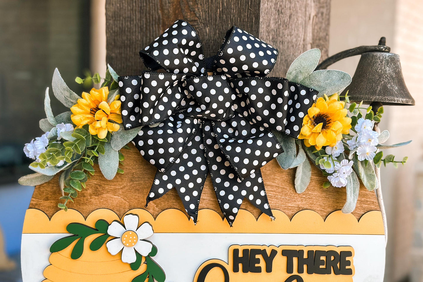 Hey There Honey SVG, Bee Door Hanger Laser Cut File, Beehive Round Sign, Farmhouse Porch Decor, Honeycomb Layered Sign, Glowforge xTool File