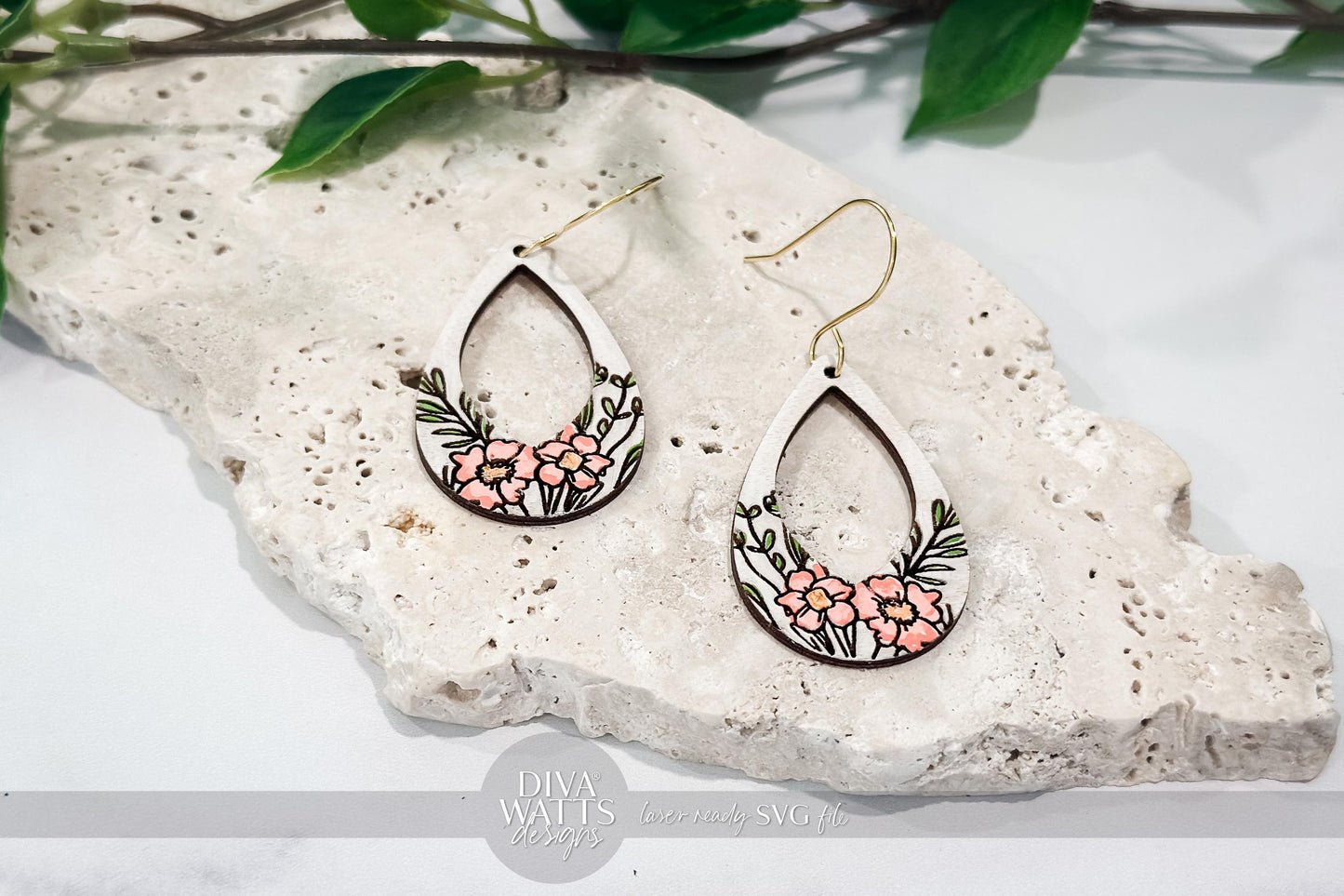 Teardrop Cutout Earring SVG | Engraved Floral Earrings File | DIY Jewelry SVG for Glowforge xTool | Laser Ready Botanical Cut File