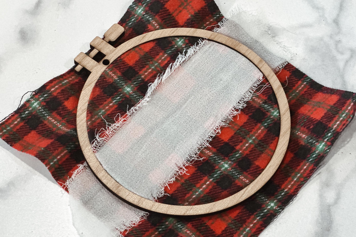 Embroidery Hoop Ornament SVG | Rustic Christmas Round Ornament Laser Cut File | DIY Holiday Décor for Glowforge xTool OMTech