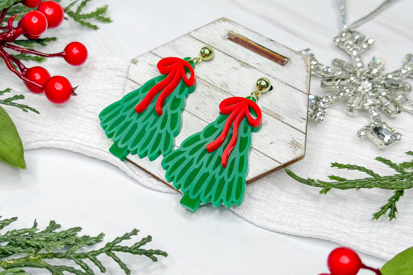 Christmas Tree Earrings SVG, Coquette Bow Holiday Earring Laser Cut File, Layered Ribbon Jewelry Design for Glowforge, xTool, OMTech