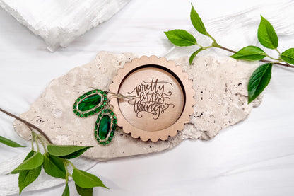 Pretty Little Things Jewelry Dish SVG – Scalloped & Plain Circle Laser Cut File for Glowforge xTool OMTech, Trinket Tray SVG for Makers