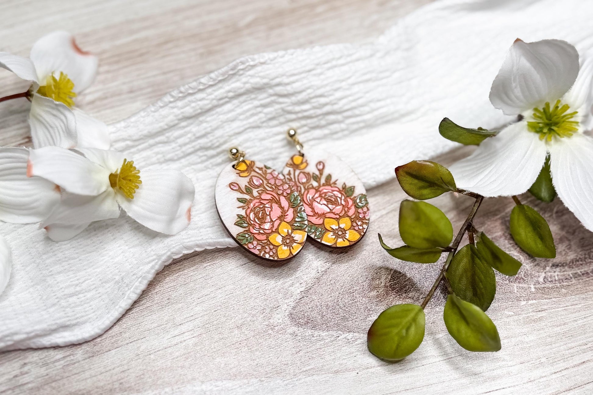 Floral Teardrop Laser Earrings SVG Cut File Vintage Flower Wood Earrings Digital Download for Laser Cutting Only