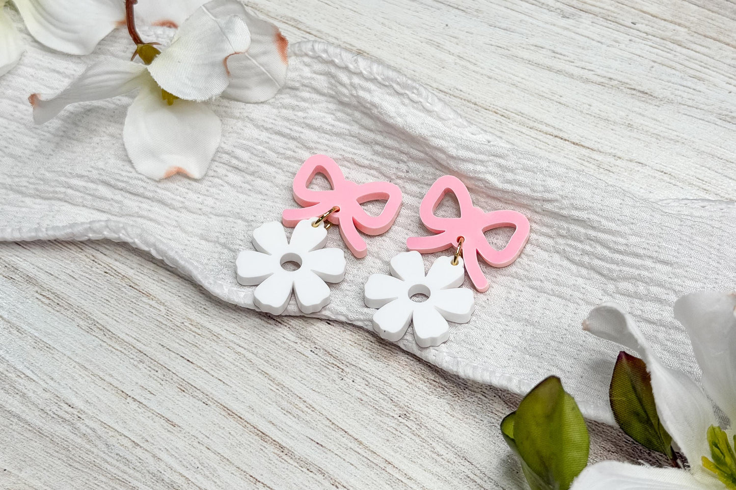 Bow and Daisy Laser Earrings SVG Cut File Simple Floral Dangle Jewelry Wood Earrings Digital Download for Laser Cutting Only