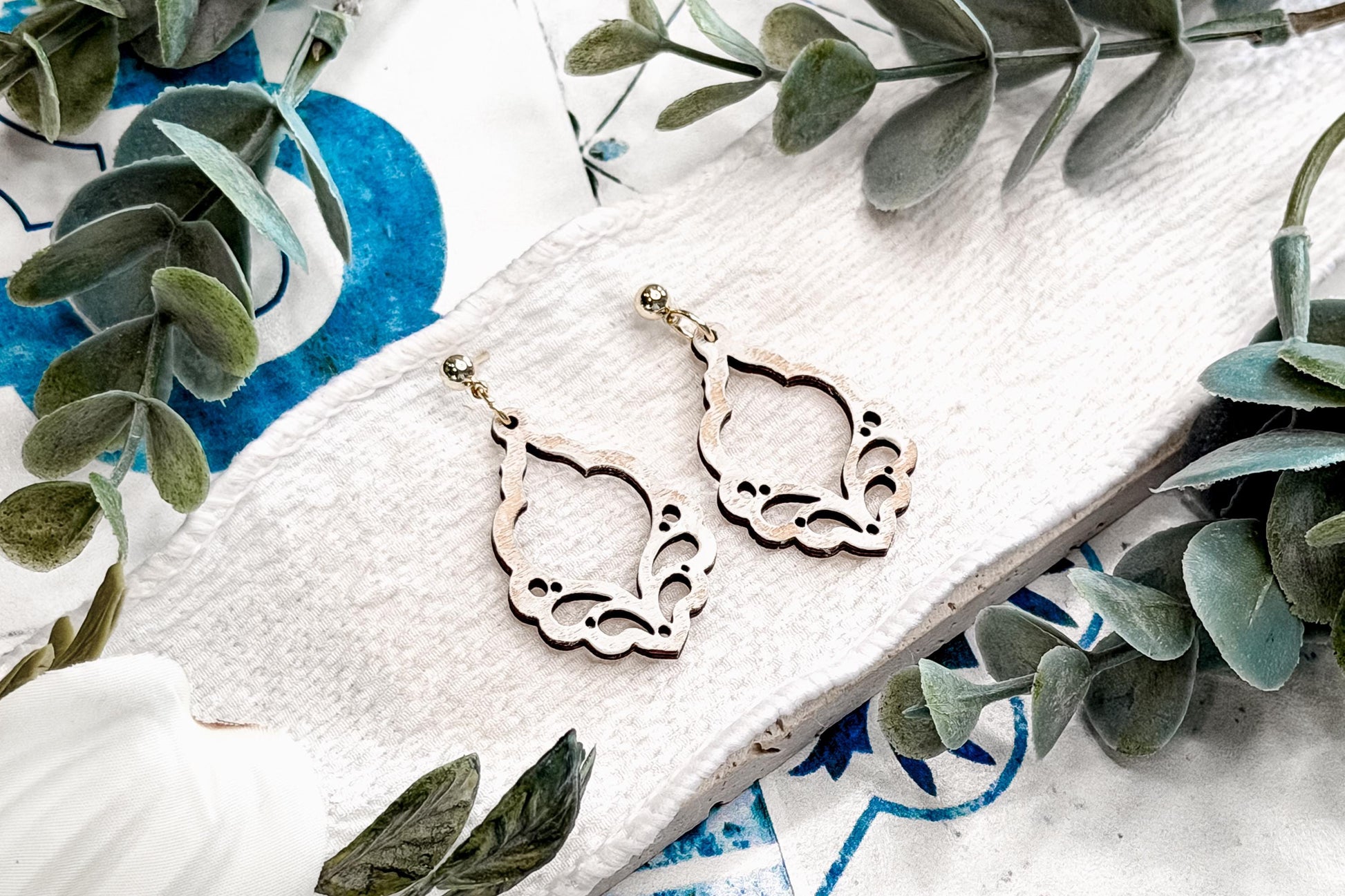 Laser Cut Earring SVG Ornamental Teardrop Filigree Dangle Design Elegant Scroll Cutout Earrings for Boutique Jewelry Making