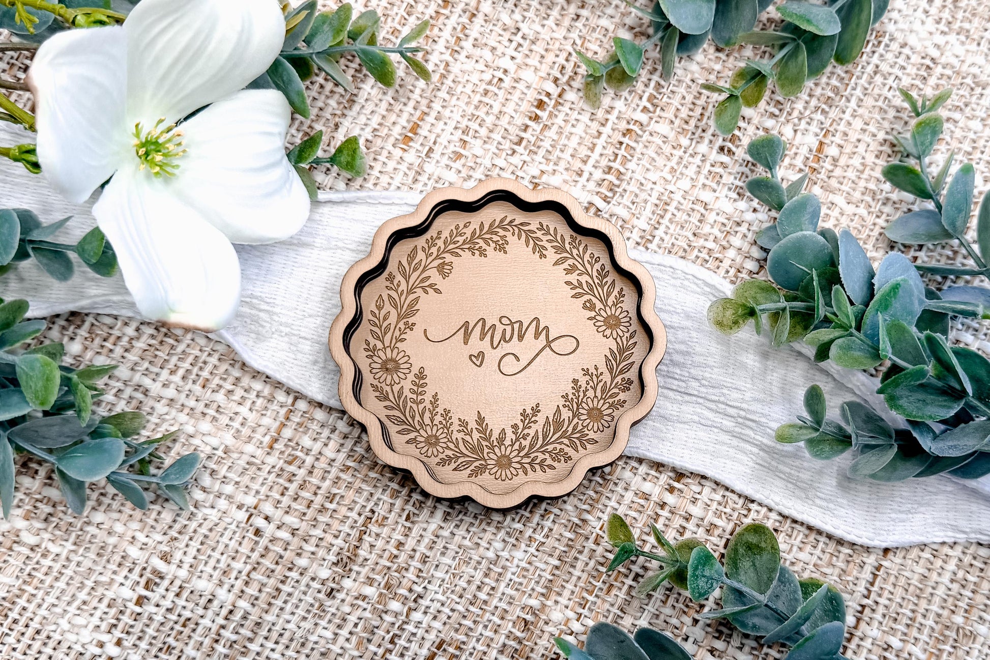 Trinket Tray Engraving SVG Mom Floral Wreath Ring Dish SVG Jewelry Dish Laser Engrave File Scalloped Catchall Tray Thoughtful Gift Idea