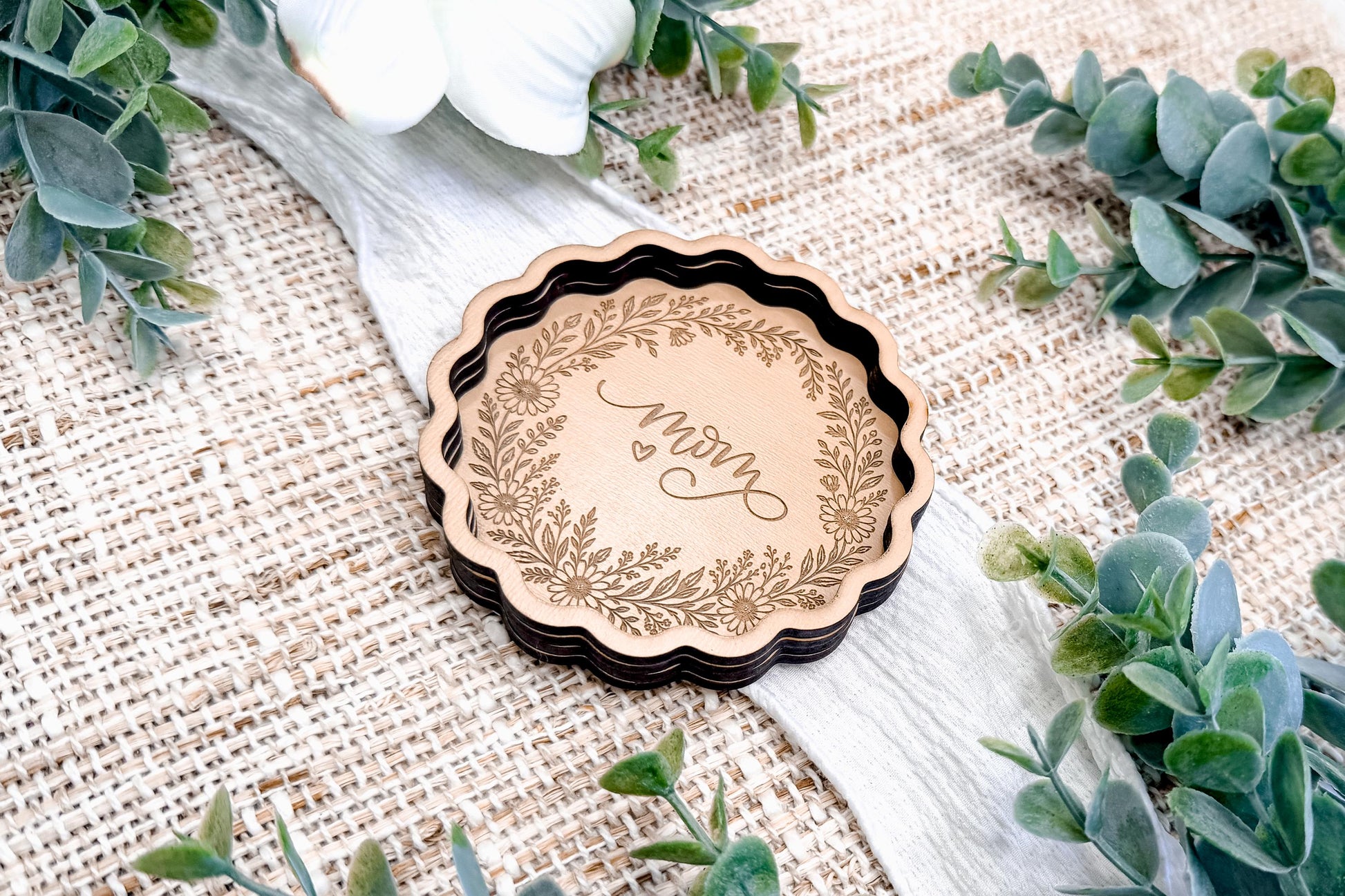 Trinket Tray Engraving SVG Mom Floral Wreath Ring Dish SVG Jewelry Dish Laser Engrave File Scalloped Catchall Tray Thoughtful Gift Idea