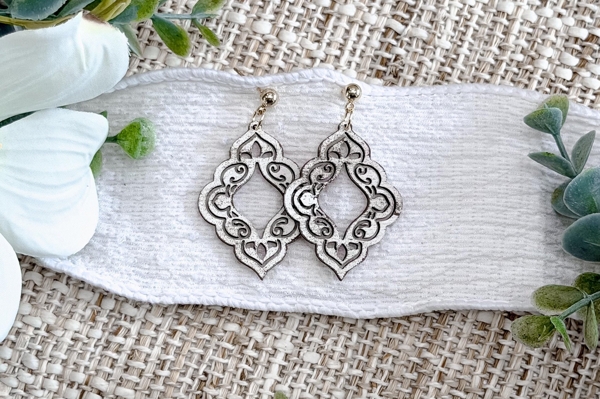 Filigree Dangle Earrings SVG Ornate Scroll Drop Earrings Laser Cut File Lightweight Jewelry Design Easy To Cut Fast To Make