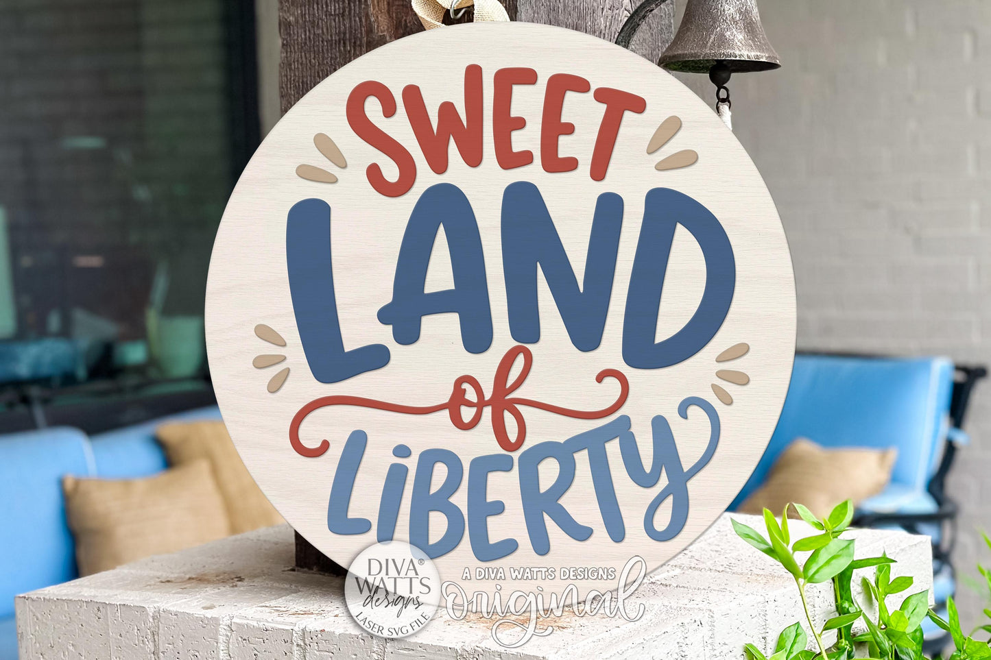 Round Door Hanger SVG Sweet Land Of Liberty Patriotic Porch Sign Americana Entryway Decor for Summer Holiday Front Door Display