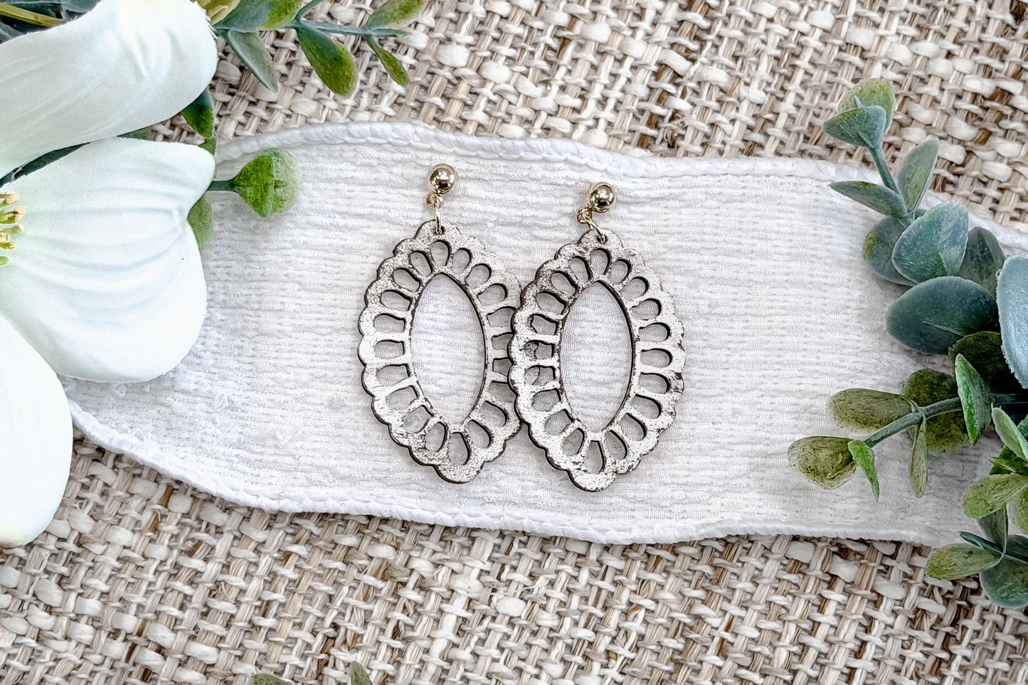 Filigree Oval Earrings SVG Lace Edge Dangle Earrings Laser Cut File Lightweight Jewelry Design Easy To Cut Fast To Make