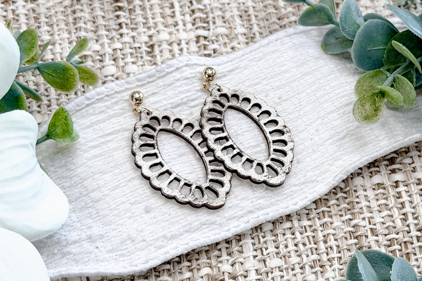 Filigree Oval Earrings SVG Lace Edge Dangle Earrings Laser Cut File Lightweight Jewelry Design Easy To Cut Fast To Make