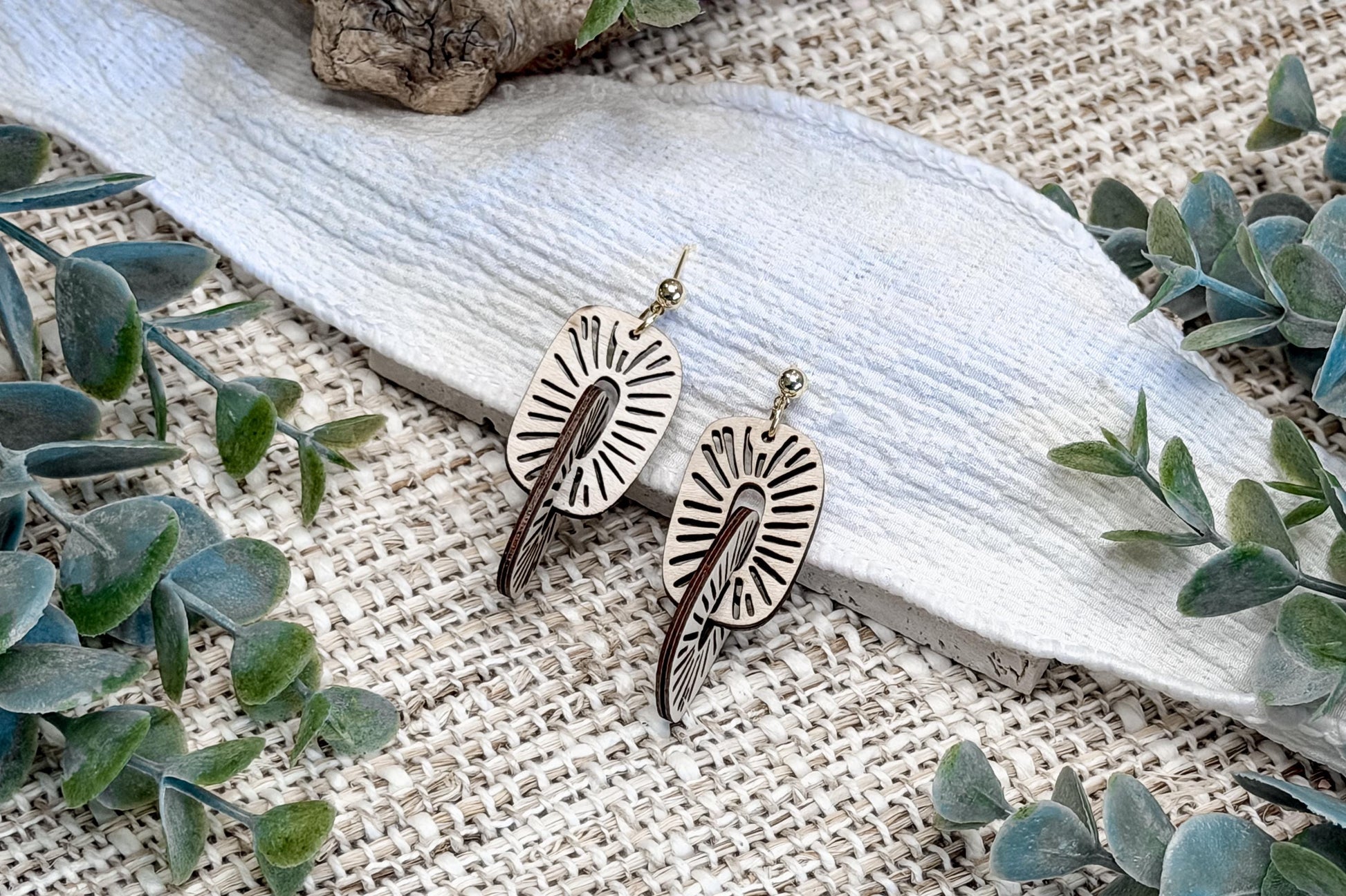 Interlocking Abstract Oval Earrings SVG, Modern Dangle Earrings Laser Cut File, Layered Boho Jewelry SVG for Glowforge