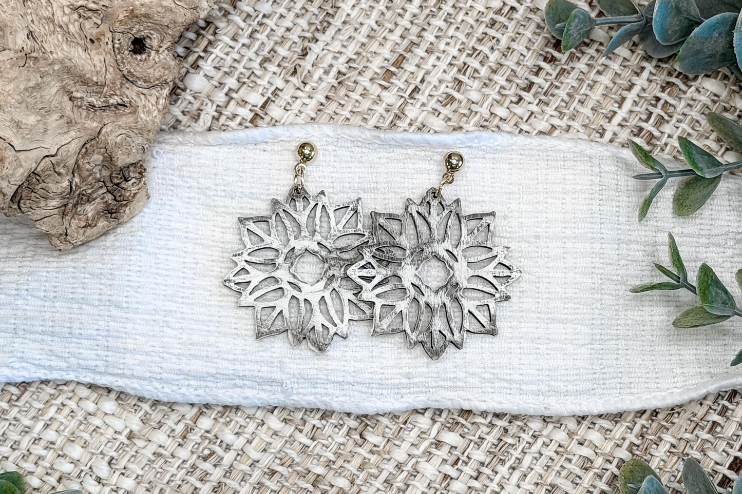 Laser Cut Earring SVG Geometric Floral Dangle Design With Layered Mandala Pattern for Boutique Jewelry Sellers