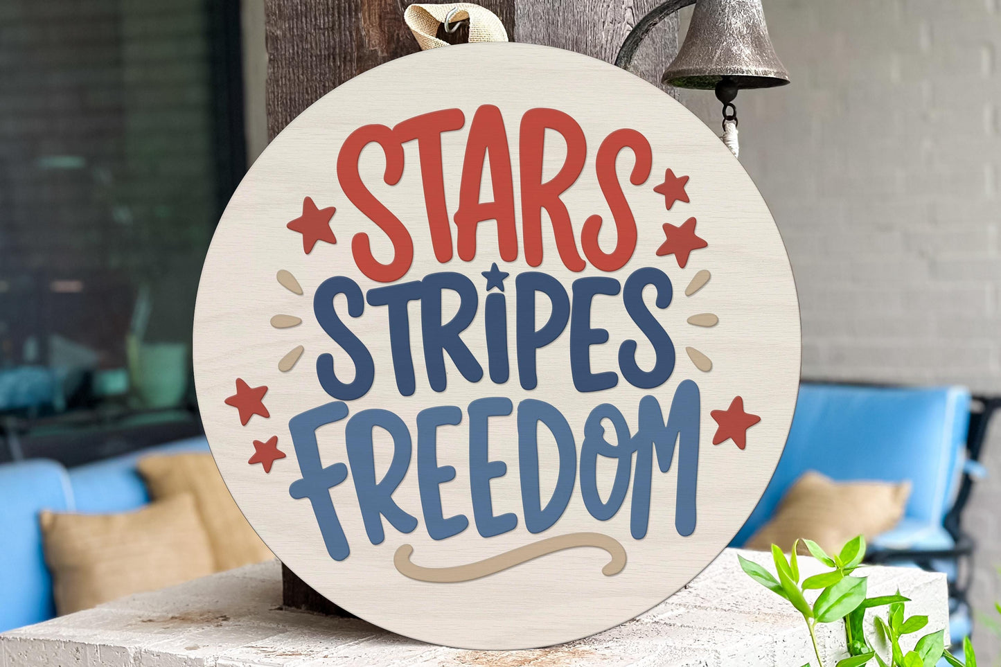 Round Door Hanger SVG Stars Stripes Freedom Patriotic Front Door Sign for Porch and Entryway Decor — Digital Laser SVG and Vinyl SVG Instant Download, Welcoming Front Door Accent by Diva Watts Designs