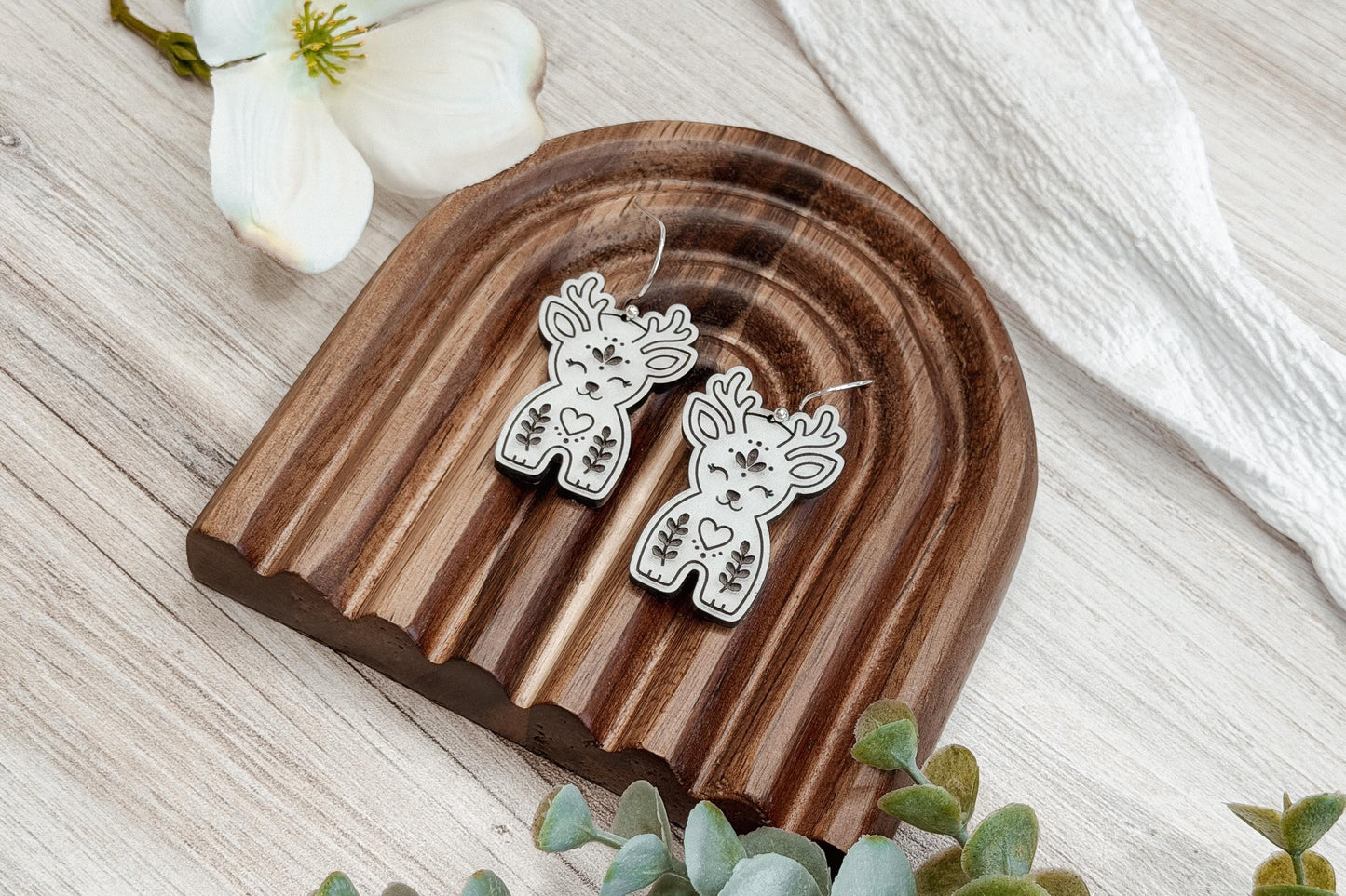 Laser Cut Earring SVG Woodland Deer Fawn Cottagecore Folk Art Dangle Earrings Includes Large and Small Sizes for Boutique Jewelry