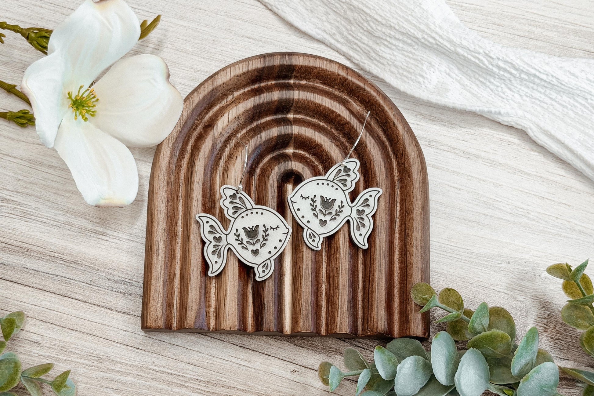 Laser Cut Earring SVG Folk Art Fish Dangle Earrings, Whimsical Scandinavian Inspired Ocean Design for Boutique Makers and Handmade Sellers