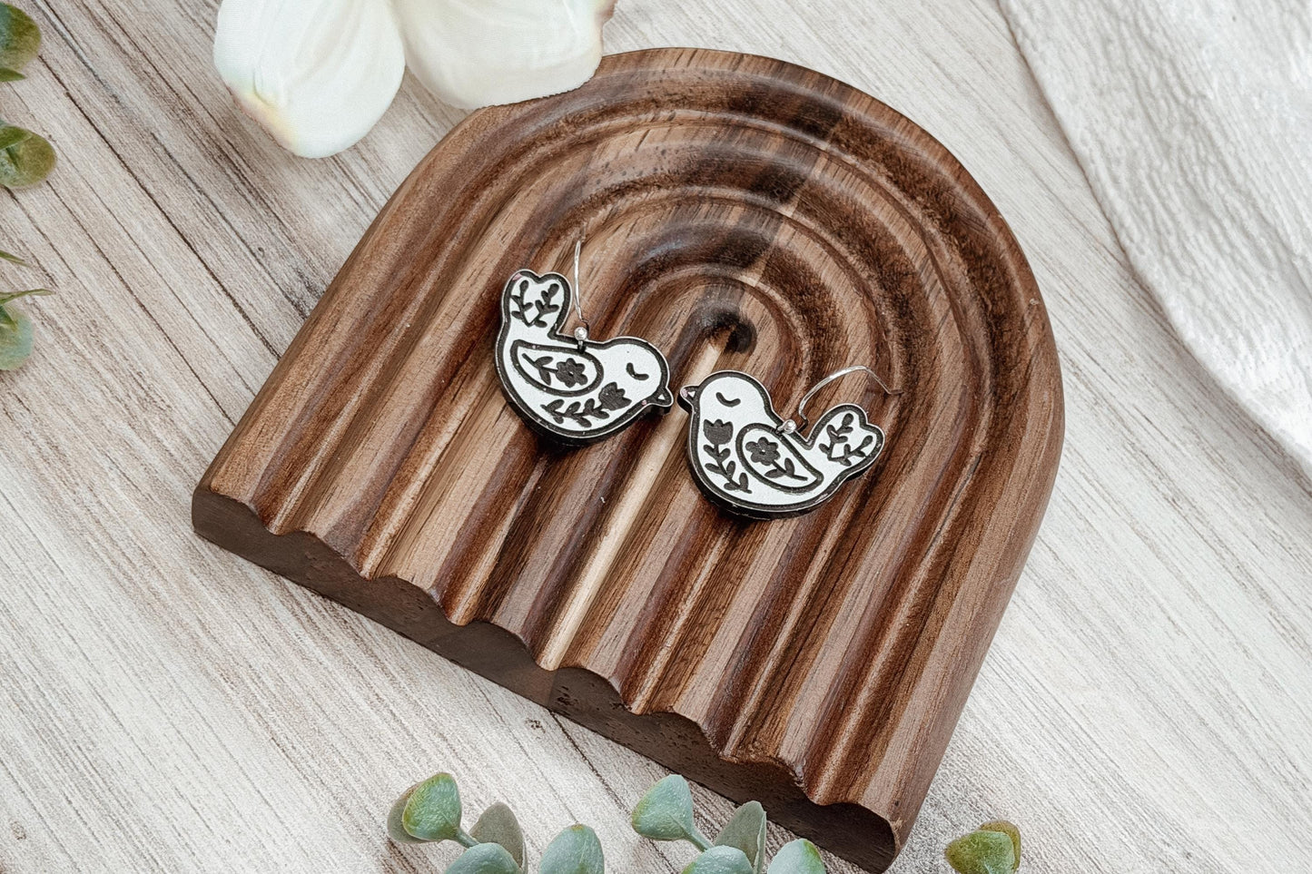 Laser Cut Earring SVG Folk Art Bird Cottagecore Floral Songbird Dangle Design for Boutique Handmade Earring Sellers and Makers