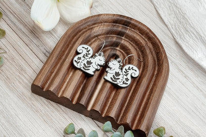 Laser Cut Earring SVG Folk Art Squirrel Cottagecore Woodland Animal Dangle Design for Boutique Handmade Earring Sellers
