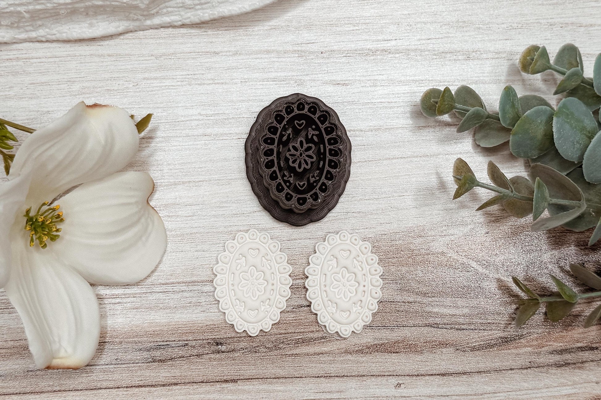 Clay Earring Cutter STL Scalloped Rose Plaque Sharp Edge Polymer Clay Cutter for Boutique Handmade Statement Earrings Floral Jewelry