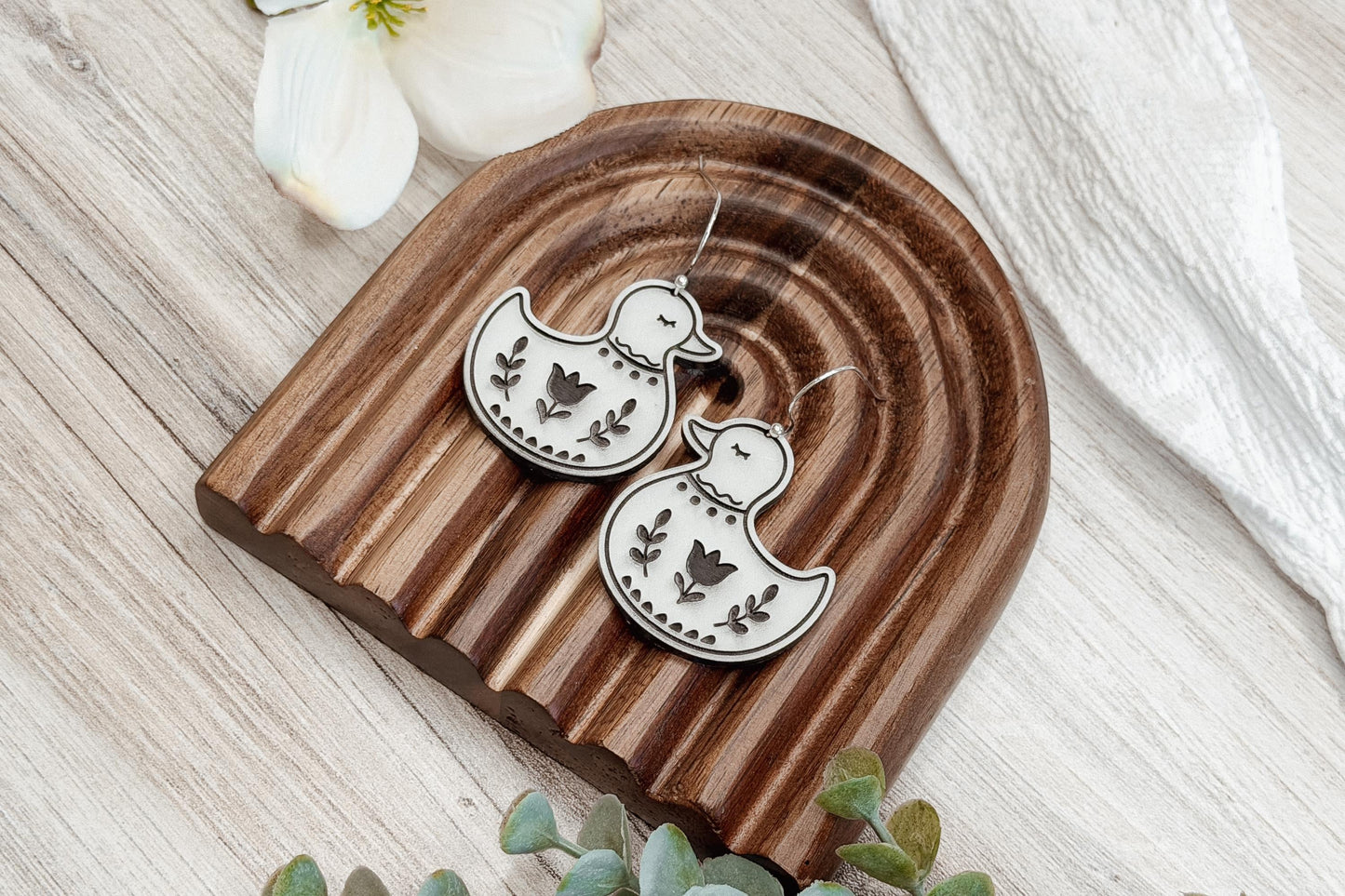 Laser Cut Earring SVG Folk Art Duck Dangle Cottagecore Farmhouse Bird Earrings for Boutique Makers Spring Markets Handmade Gifts