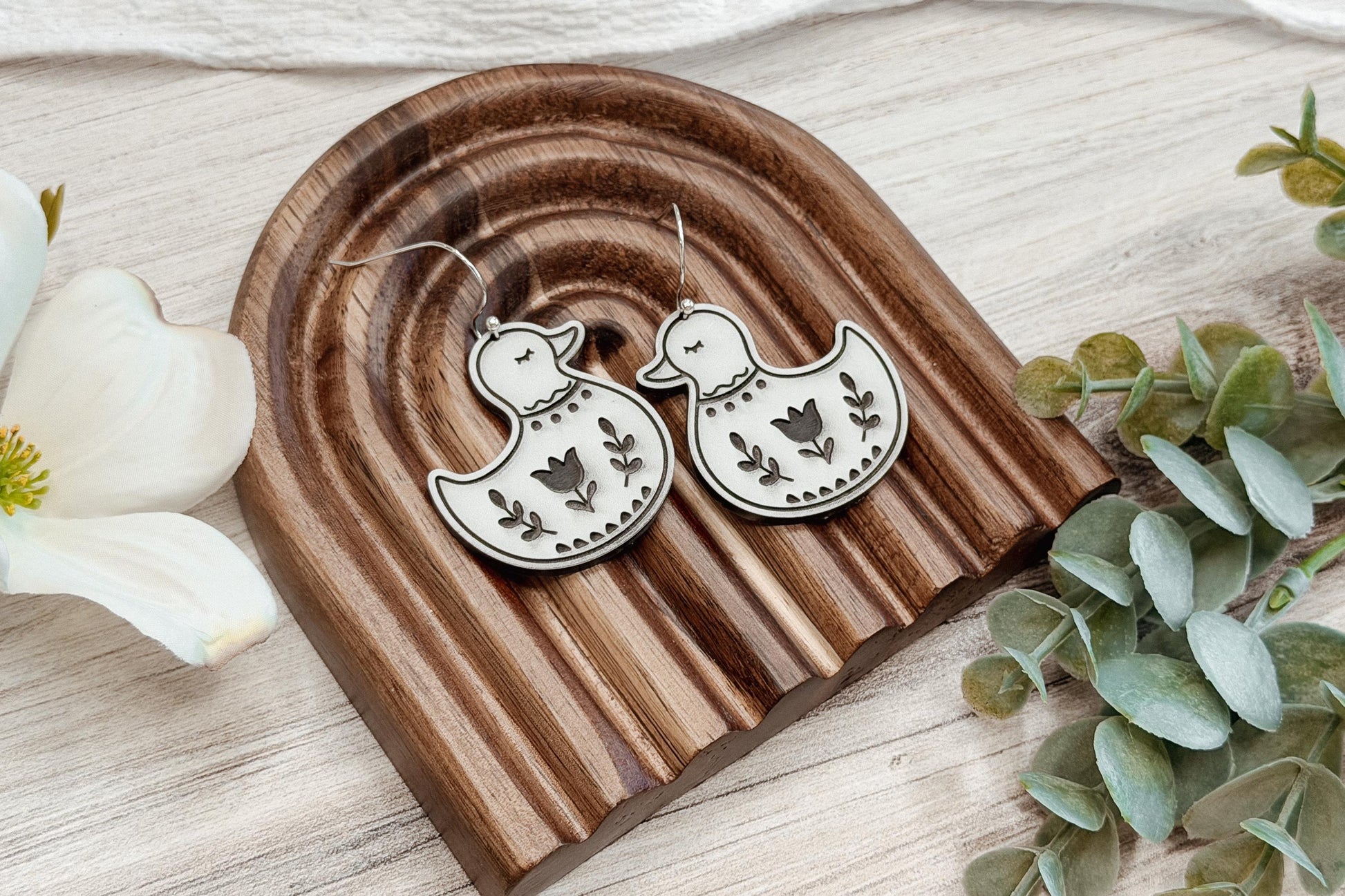 Laser Cut Earring SVG Folk Art Duck Dangle Cottagecore Farmhouse Bird Earrings for Boutique Makers Spring Markets Handmade Gifts