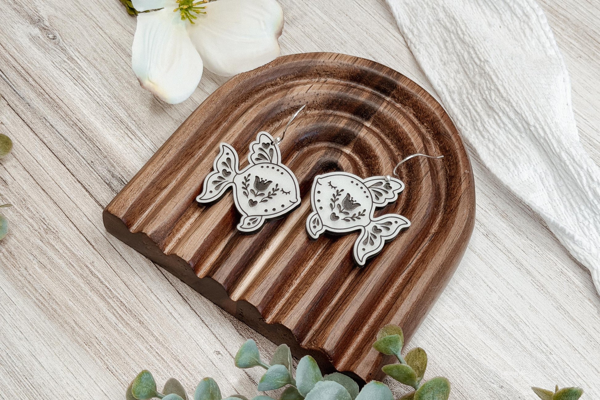 Laser Cut Earring SVG Folk Art Fish Dangle Earrings, Whimsical Scandinavian Inspired Ocean Design for Boutique Makers and Handmade Sellers