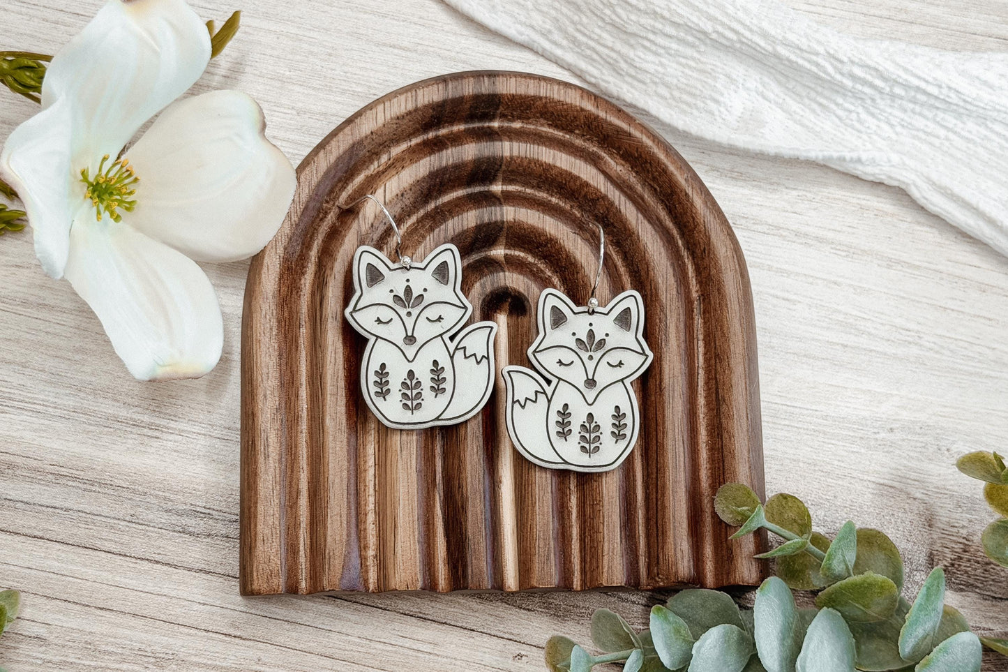 Laser Cut Earring SVG Folk Art Fish Dangle Earrings, Whimsical Scandinavian Inspired Ocean Design for Boutique Makers and Handmade Sellers