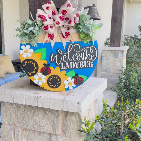 Welcome Ladybug SVG Laser File | Sunflower & Daisy Round Door Hanger SVG for Summer Laser Projects | Cute Bug Porch Sign
