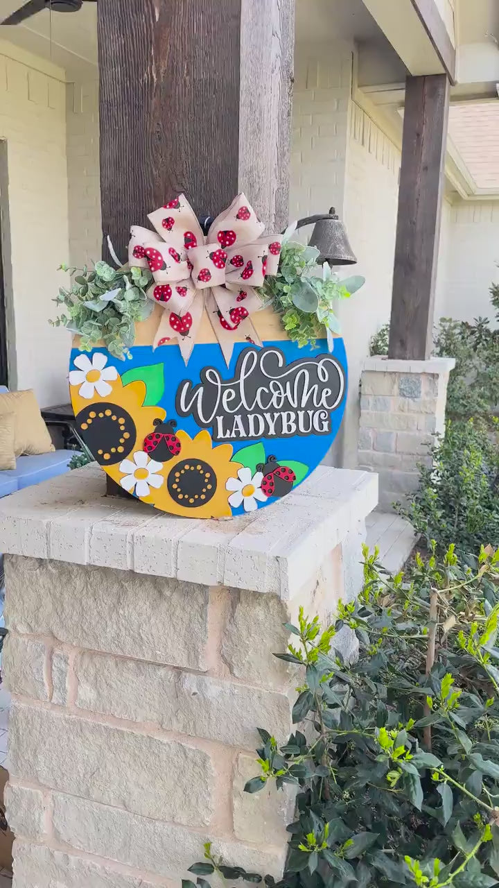 Welcome Ladybug SVG Laser File | Sunflower & Daisy Round Door Hanger SVG for Summer Laser Projects | Cute Bug Porch Sign