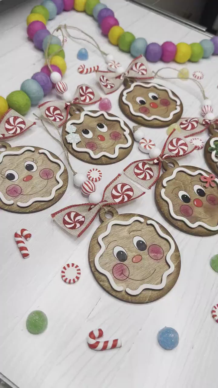 Gingerbread Ornament SVG Bundle - Cute Christmas Gingerbread Face Laser Cut Files, Holiday Decor for Laser Engraving