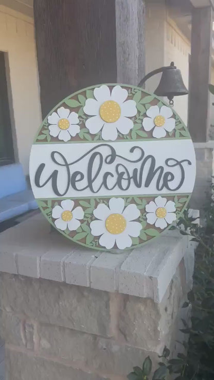 Welcome Sign SVG Laser Cut File - Daisy Floral Round Door Hanger Design - Glowforge, Xtool, Cricut Compatible - DIY Home Decor